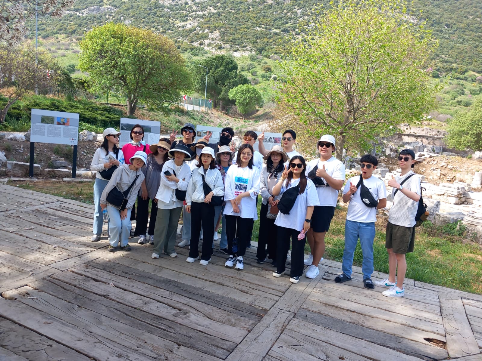 Okul Gezisi Efes Turu